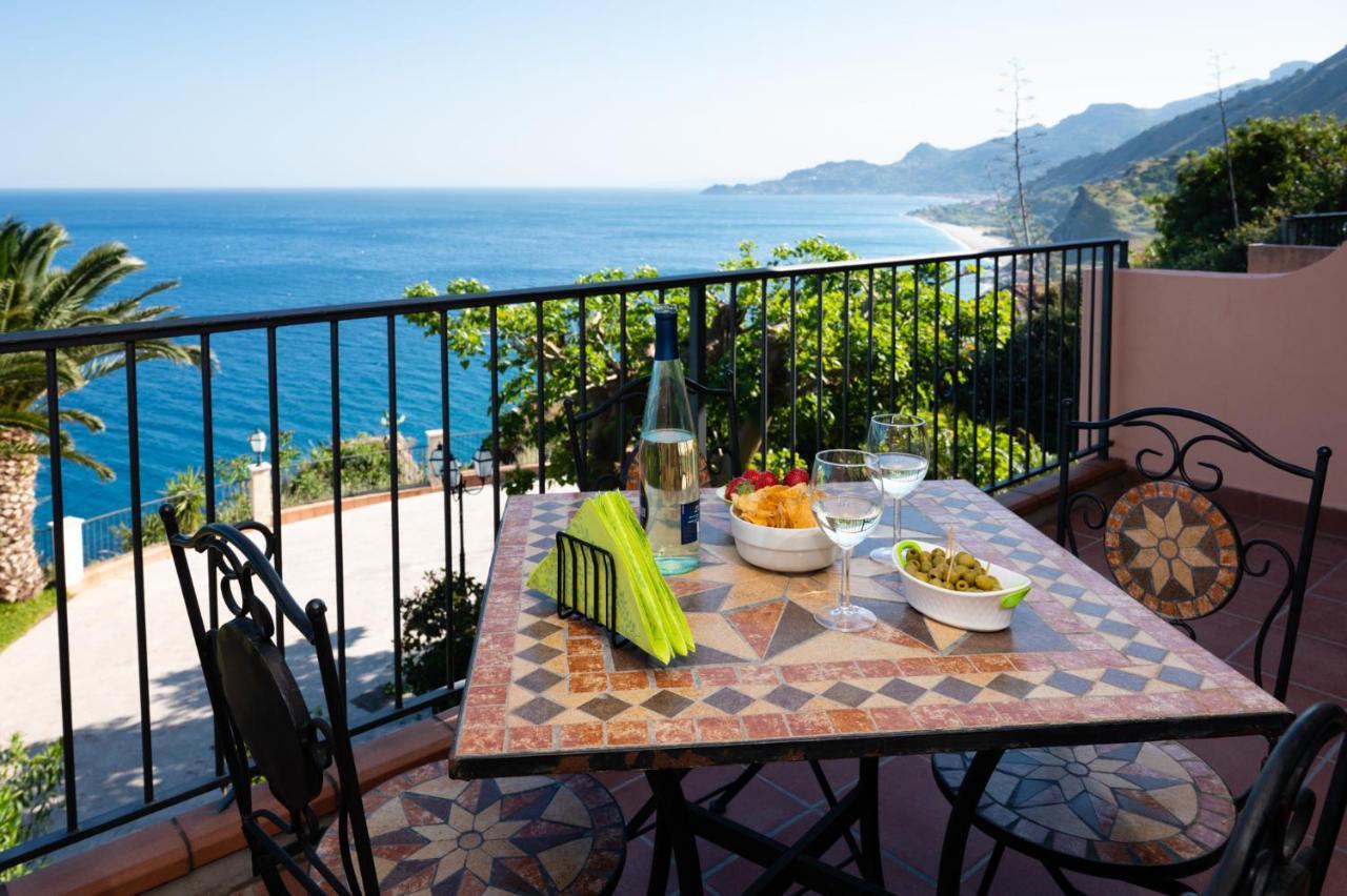Casa Belvedere Riviera Taormina Sant'Alessio Siculo Exterior photo
